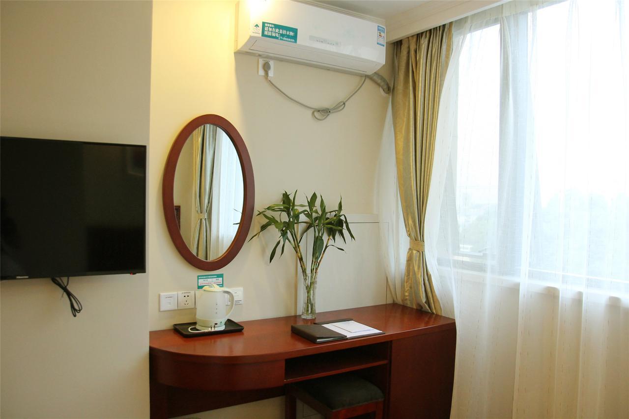 Greentree Inn Shanghai Jingan District Qipu Road Tiantong Road Subway Station Express Hotel Экстерьер фото