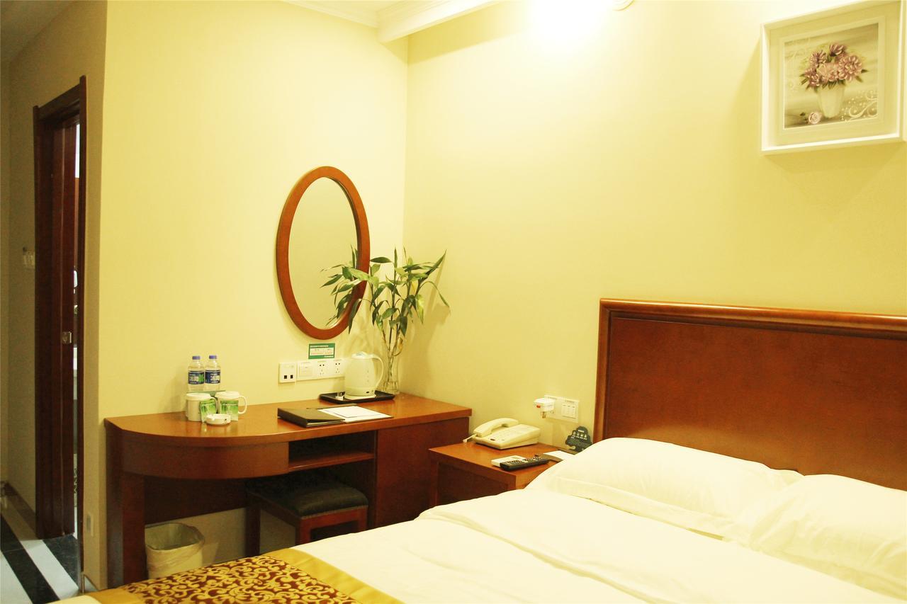 Greentree Inn Shanghai Jingan District Qipu Road Tiantong Road Subway Station Express Hotel Экстерьер фото